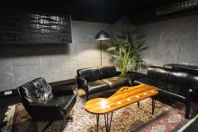 Room 8 - Premium
